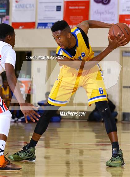 Thumbnail 3 in Redondo Union vs. Gahr (Pacific Shores Tournament) photogallery.