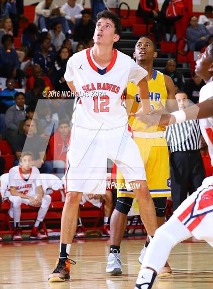 Thumbnail 2 in Redondo Union vs. Gahr (Pacific Shores Tournament) photogallery.