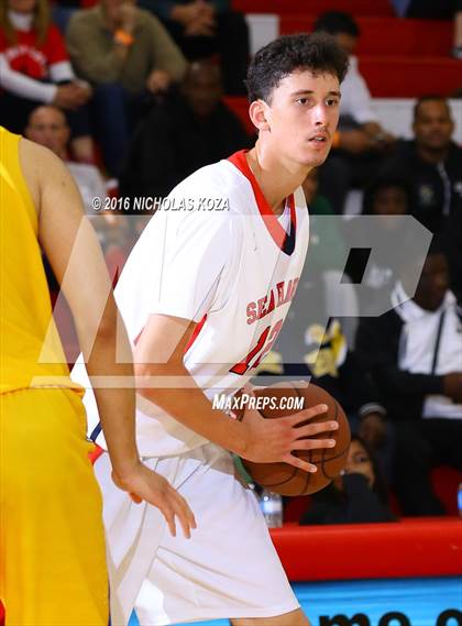 Thumbnail 3 in Redondo Union vs. Gahr (Pacific Shores Tournament) photogallery.