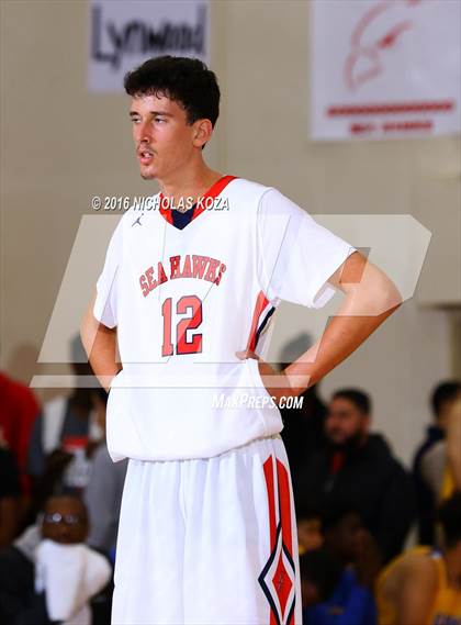 Thumbnail 1 in Redondo Union vs. Gahr (Pacific Shores Tournament) photogallery.