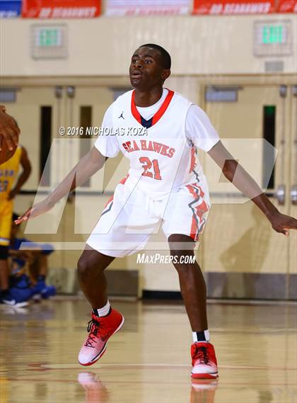 Thumbnail 2 in Redondo Union vs. Gahr (Pacific Shores Tournament) photogallery.