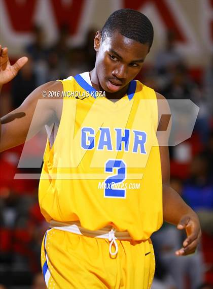 Thumbnail 1 in Redondo Union vs. Gahr (Pacific Shores Tournament) photogallery.