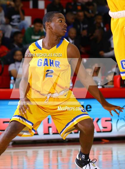 Thumbnail 3 in Redondo Union vs. Gahr (Pacific Shores Tournament) photogallery.