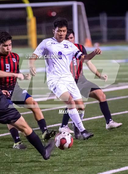 Thumbnail 3 in Churchill vs Boerne (NEISD Tournament) photogallery.