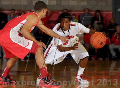 Thumbnail 2 in Westchester @ Mater Dei (Nike Extravaganza) photogallery.
