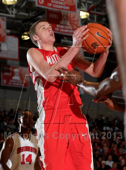 Thumbnail 3 in Westchester @ Mater Dei (Nike Extravaganza) photogallery.