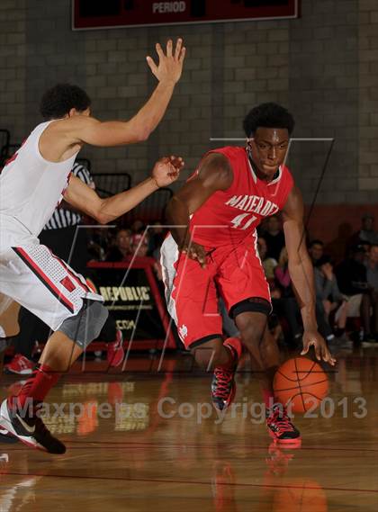 Thumbnail 1 in Westchester @ Mater Dei (Nike Extravaganza) photogallery.