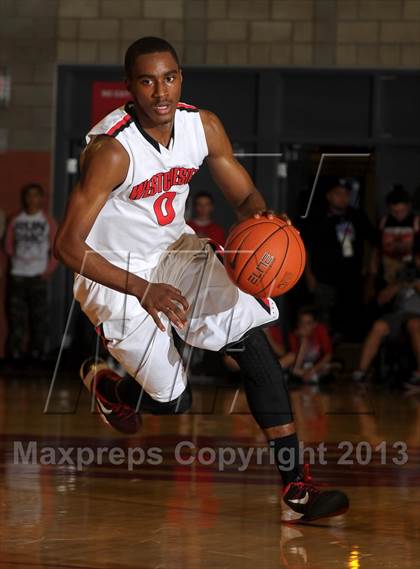 Thumbnail 2 in Westchester @ Mater Dei (Nike Extravaganza) photogallery.