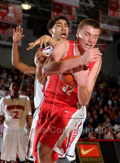 Thumbnail 1 in Westchester @ Mater Dei (Nike Extravaganza) photogallery.