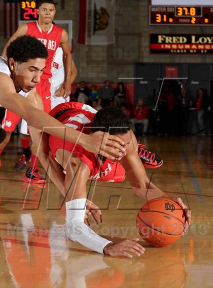 Thumbnail 1 in Westchester @ Mater Dei (Nike Extravaganza) photogallery.