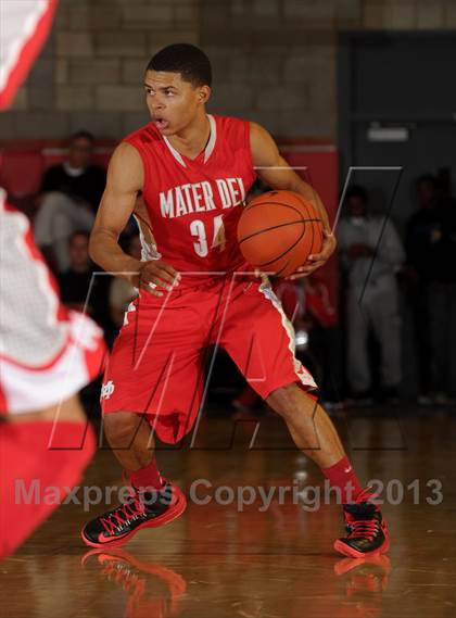 Thumbnail 2 in Westchester @ Mater Dei (Nike Extravaganza) photogallery.