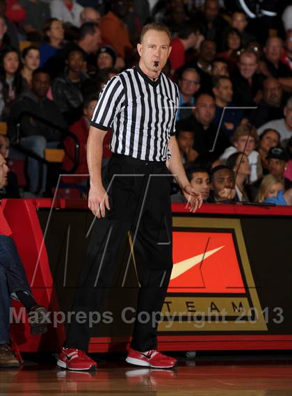 Thumbnail 1 in Westchester @ Mater Dei (Nike Extravaganza) photogallery.