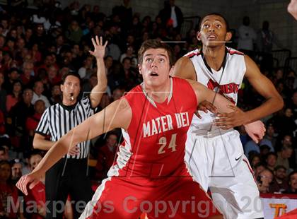 Thumbnail 1 in Westchester @ Mater Dei (Nike Extravaganza) photogallery.