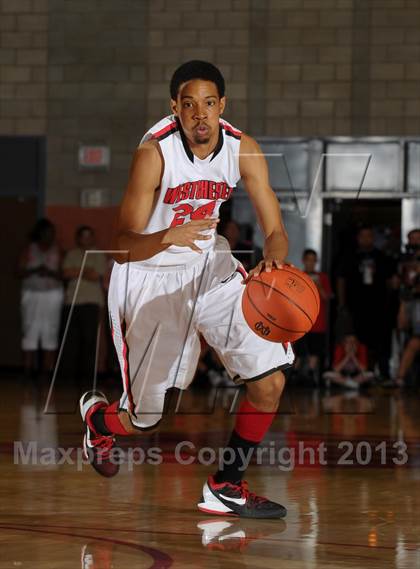 Thumbnail 1 in Westchester @ Mater Dei (Nike Extravaganza) photogallery.