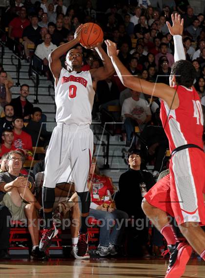 Thumbnail 3 in Westchester @ Mater Dei (Nike Extravaganza) photogallery.