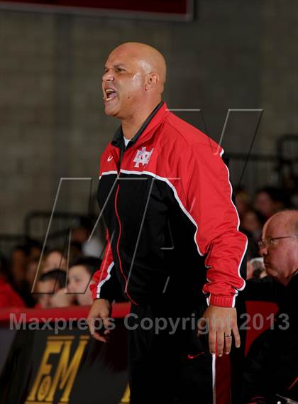 Thumbnail 2 in Westchester @ Mater Dei (Nike Extravaganza) photogallery.
