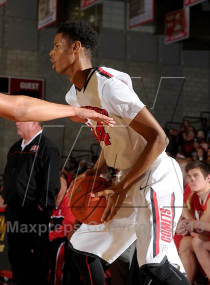 Thumbnail 3 in Westchester @ Mater Dei (Nike Extravaganza) photogallery.