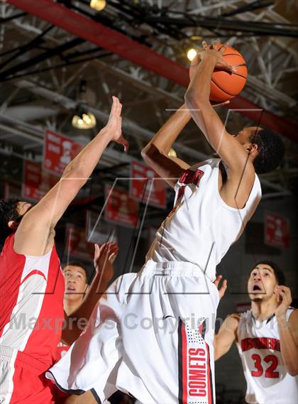Thumbnail 2 in Westchester @ Mater Dei (Nike Extravaganza) photogallery.