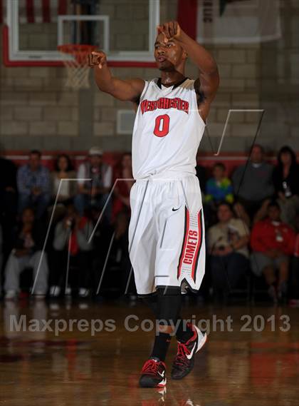 Thumbnail 3 in Westchester @ Mater Dei (Nike Extravaganza) photogallery.