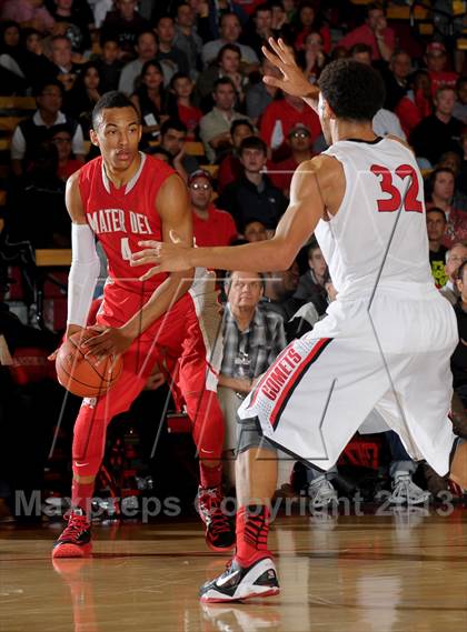 Thumbnail 2 in Westchester @ Mater Dei (Nike Extravaganza) photogallery.