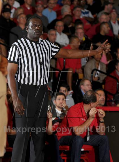 Thumbnail 3 in Westchester @ Mater Dei (Nike Extravaganza) photogallery.