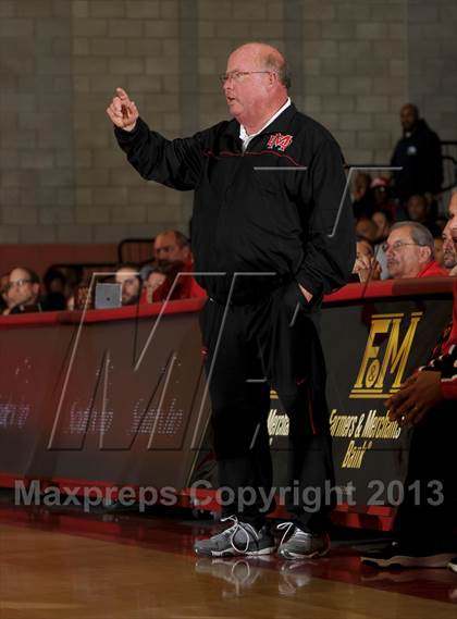 Thumbnail 1 in Westchester @ Mater Dei (Nike Extravaganza) photogallery.
