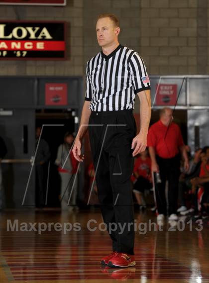 Thumbnail 1 in Westchester @ Mater Dei (Nike Extravaganza) photogallery.