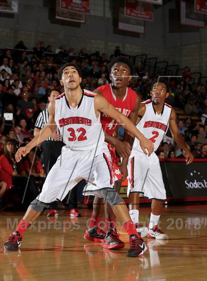 Thumbnail 2 in Westchester @ Mater Dei (Nike Extravaganza) photogallery.