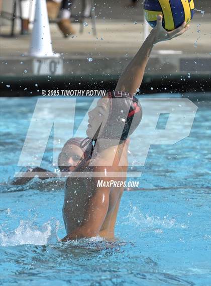 Thumbnail 1 in Elsinore vs Vista Murrieta (Liberty Tournament) photogallery.