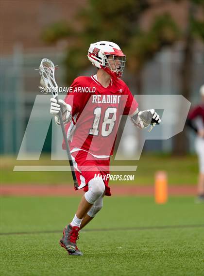 Thumbnail 3 in Reading Memorial vs. Concord-Carlisle (MIAA D2 Final) photogallery.