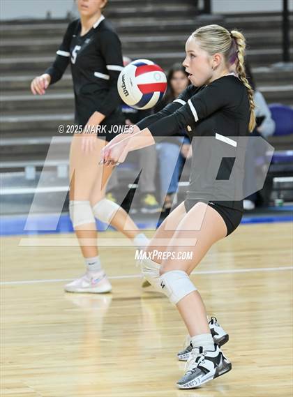 Thumbnail 2 in Valley Christian vs. Northwest Christian (AIA 3A Final) photogallery.