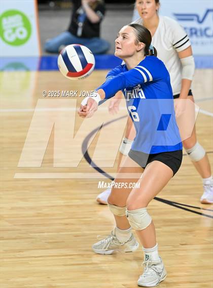 Thumbnail 3 in Valley Christian vs. Northwest Christian (AIA 3A Final) photogallery.