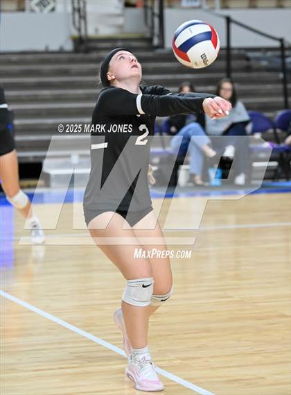 Thumbnail 1 in Valley Christian vs. Northwest Christian (AIA 3A Final) photogallery.