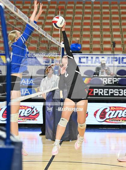 Thumbnail 3 in Valley Christian vs. Northwest Christian (AIA 3A Final) photogallery.