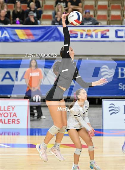 Thumbnail 3 in Valley Christian vs. Northwest Christian (AIA 3A Final) photogallery.