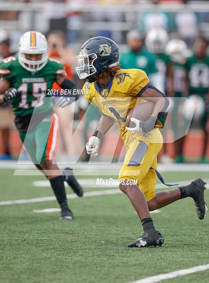Thumbnail 3 in Stockbridge vs Southwest DeKalb photogallery.
