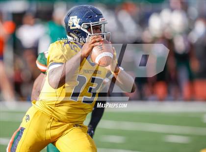 Thumbnail 3 in Stockbridge vs Southwest DeKalb photogallery.