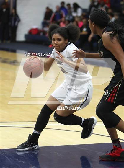 Thumbnail 3 in Bishop O'Dowd vs. Salesian College Preparatory (CIF NCS D3 Final) photogallery.
