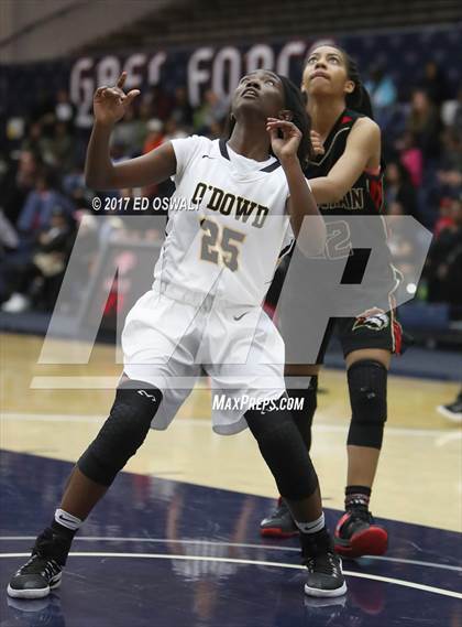 Thumbnail 2 in Bishop O'Dowd vs. Salesian College Preparatory (CIF NCS D3 Final) photogallery.