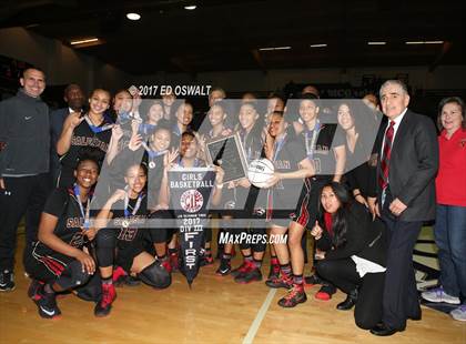 Thumbnail 3 in Bishop O'Dowd vs. Salesian College Preparatory (CIF NCS D3 Final) photogallery.