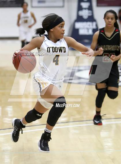 Thumbnail 3 in Bishop O'Dowd vs. Salesian College Preparatory (CIF NCS D3 Final) photogallery.