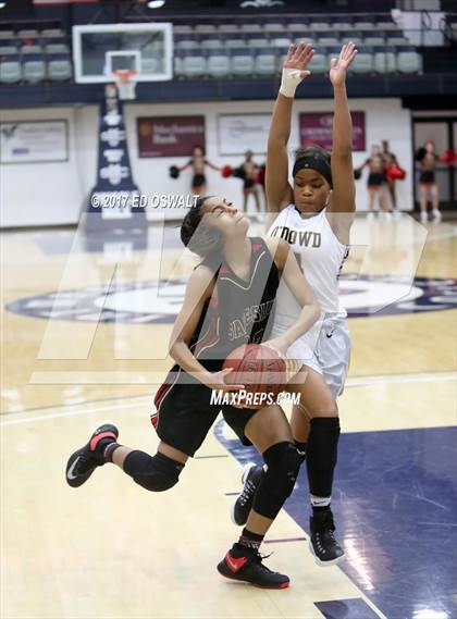 Thumbnail 3 in Bishop O'Dowd vs. Salesian College Preparatory (CIF NCS D3 Final) photogallery.