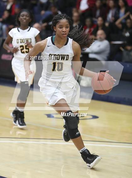 Thumbnail 2 in Bishop O'Dowd vs. Salesian College Preparatory (CIF NCS D3 Final) photogallery.