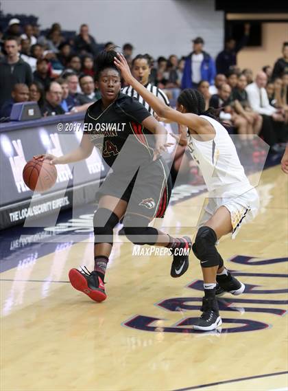 Thumbnail 1 in Bishop O'Dowd vs. Salesian College Preparatory (CIF NCS D3 Final) photogallery.