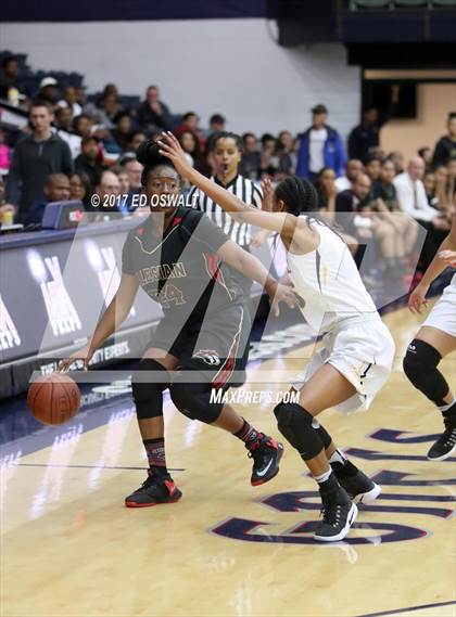 Thumbnail 2 in Bishop O'Dowd vs. Salesian College Preparatory (CIF NCS D3 Final) photogallery.