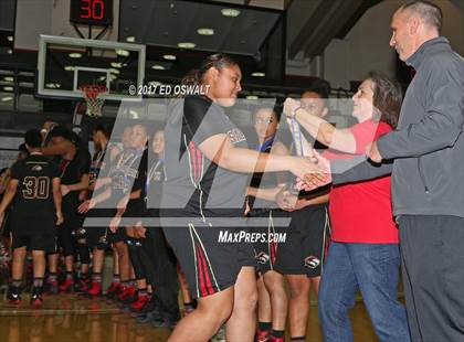 Thumbnail 1 in Bishop O'Dowd vs. Salesian College Preparatory (CIF NCS D3 Final) photogallery.