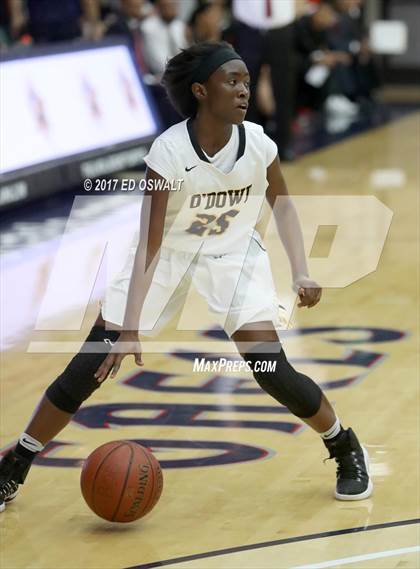 Thumbnail 3 in Bishop O'Dowd vs. Salesian College Preparatory (CIF NCS D3 Final) photogallery.