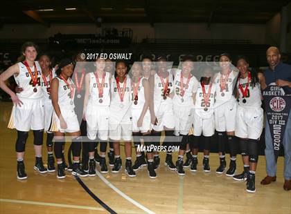 Thumbnail 2 in Bishop O'Dowd vs. Salesian College Preparatory (CIF NCS D3 Final) photogallery.