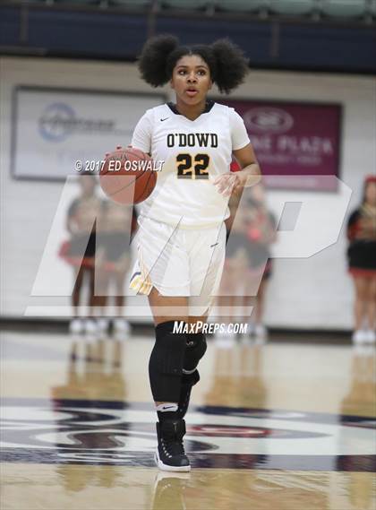 Thumbnail 2 in Bishop O'Dowd vs. Salesian College Preparatory (CIF NCS D3 Final) photogallery.