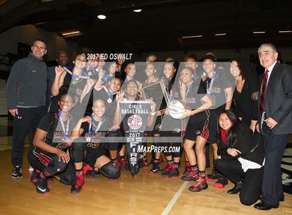 Thumbnail 1 in Bishop O'Dowd vs. Salesian College Preparatory (CIF NCS D3 Final) photogallery.